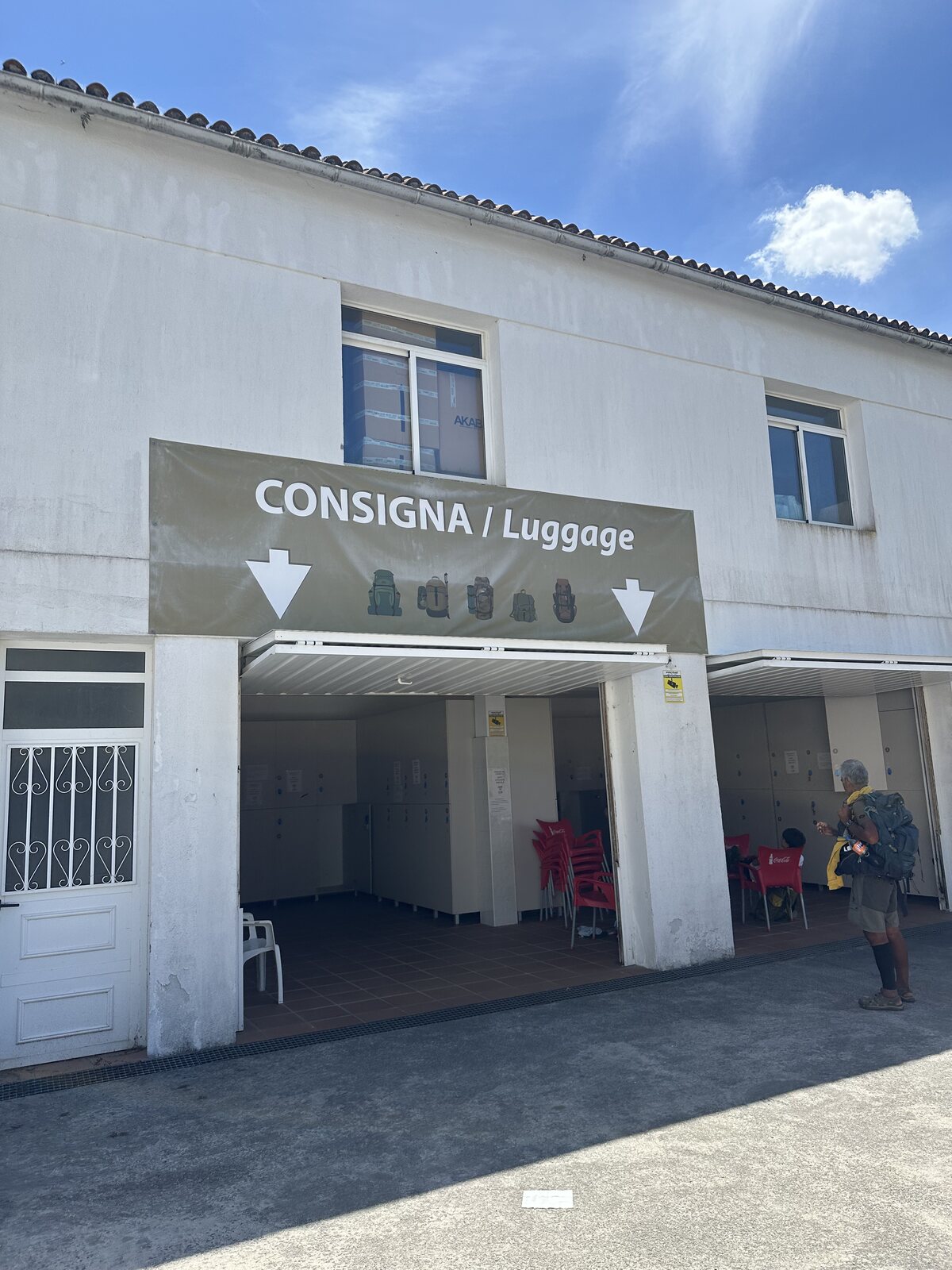 CONSIGNA / Luggage 的寄物處